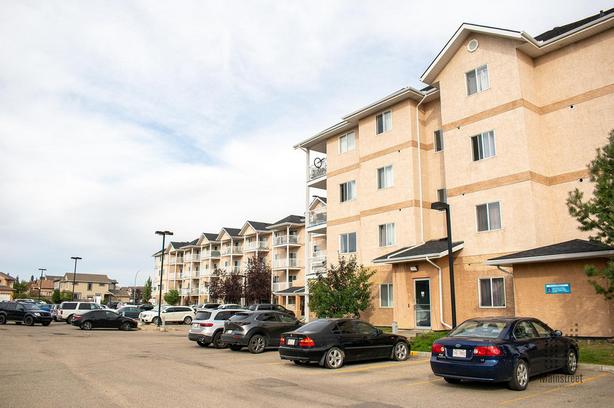 2 bedroom Etain Estates image 1