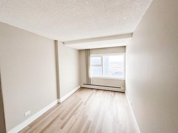 3 bedroom Mainstreet Tower image 6