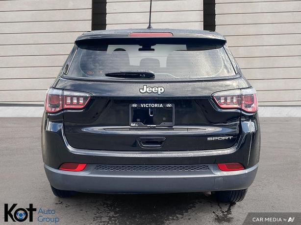 2017 Jeep Compass Sport MANUAL TRANSMISSION! BLUETOOTH! image 5