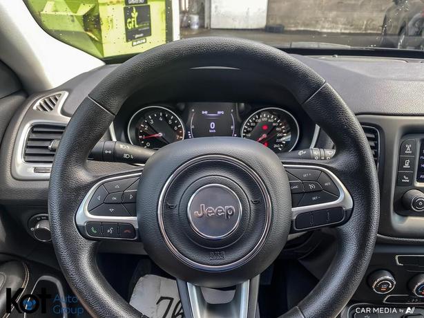 2017 Jeep Compass Sport MANUAL TRANSMISSION! BLUETOOTH! image 7