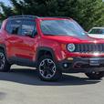 2015 Jeep Renegade Trailhawk - No Accidents, 4x4, Heated Seats, NAV thumbnail image 4