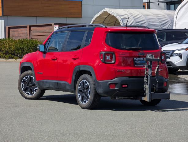 2015 Jeep Renegade Trailhawk - No Accidents, 4x4, Heated Seats, NAV image 8