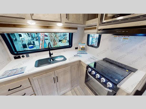 Used 2023 Forest River RV Rockwood Mini Lite 2516S image 4