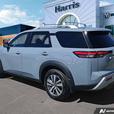 2023 Nissan Pathfinder SL | Remote Start | Power Liftgate! thumbnail image 4