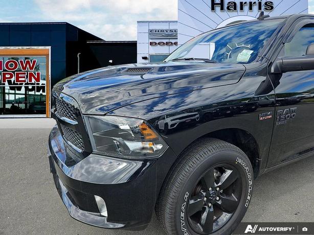 2023 RAM 1500 Classic Express 4x4 Crew Cab 5'7 Box | No Reported Accidents! image 8
