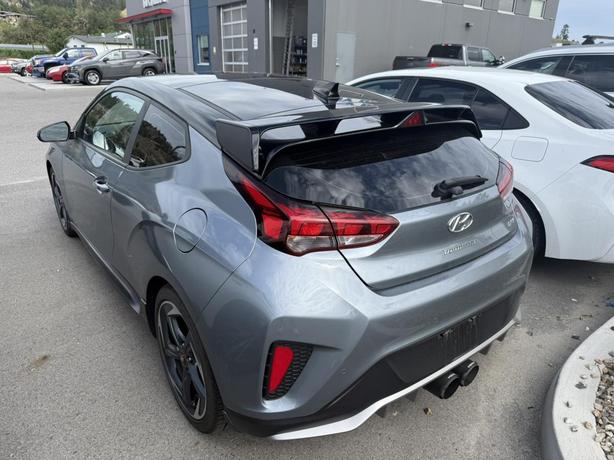 2019 Hyundai Veloster Turbo Tech image 3