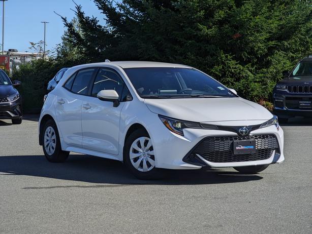 2022 Toyota Corolla Hatchback - Lane Keep, Radar Cruise, Phone Projection image 4