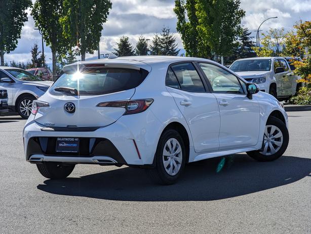 2022 Toyota Corolla Hatchback - Lane Keep, Radar Cruise, Phone Projection image 6