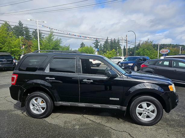 2008 Ford  Escape XLT image 2