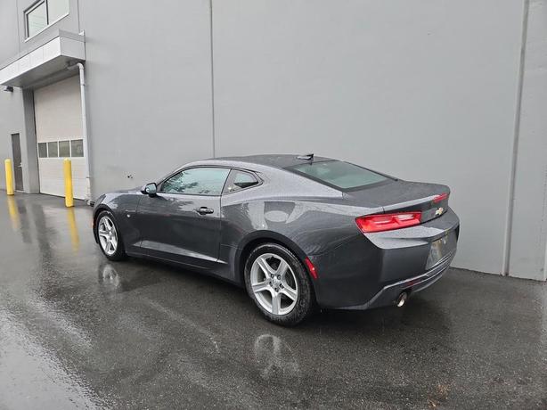 2017 Chevrolet Camaro 2dr Cpe 1LT | Remote Starter | Smart Device Integration! image 4