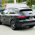 2023 Porsche Cayenne Platinum Edition AWD thumbnail image 7
