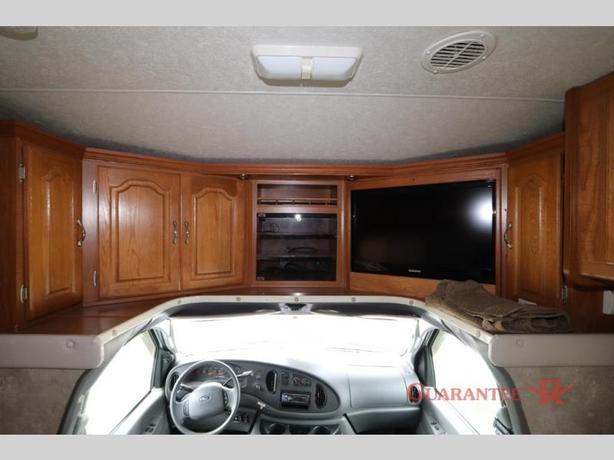 Used 2005 Coachmen RV Leprechaun 296 image 8