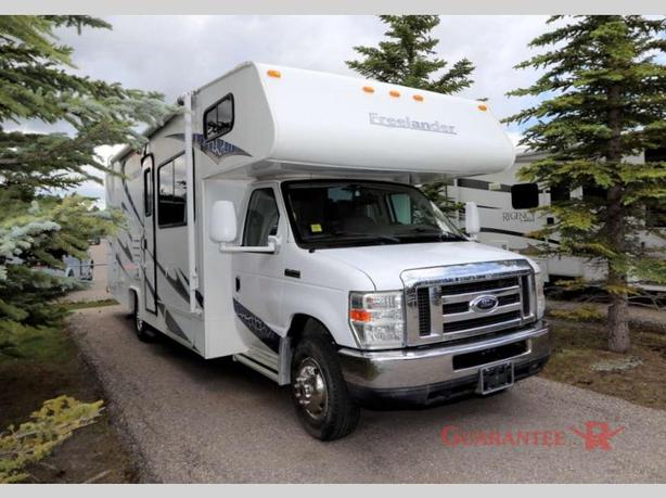 Used 2009 Coachmen RV Freelander 2700RS image 1
