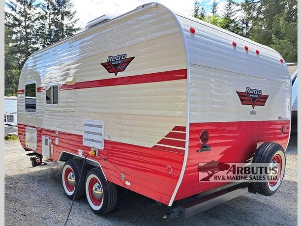 Used 2017 Riverside RV Retro 180R image 3