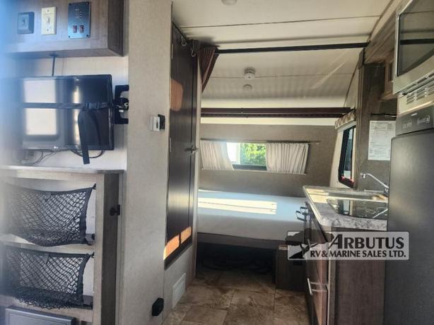 Used 2018 Forest River RV R Pod RP-178 image 6