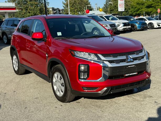 2024 Mitsubishi RVR ES AWC - Heated Seats, Apple Carplay/Android Auto image 3