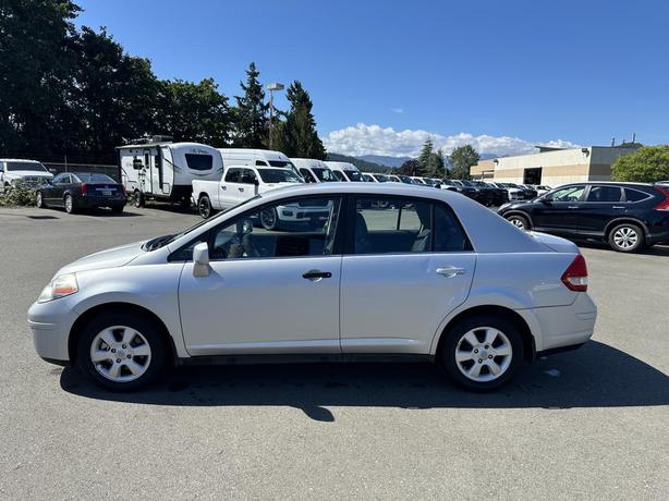 2007 Nissan Versa 1.8 S image 2