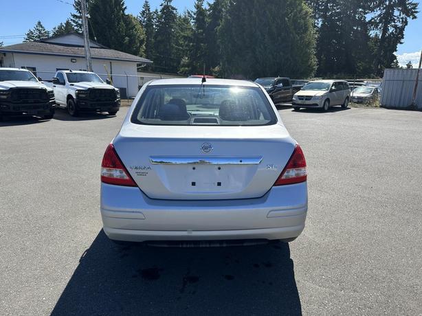 2007 Nissan Versa 1.8 S image 4