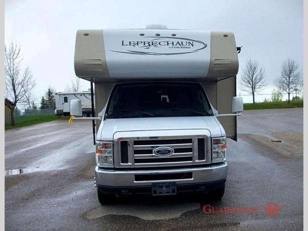 Used 2015 Coachmen RV Leprechaun 319DS Ford 450 image 2
