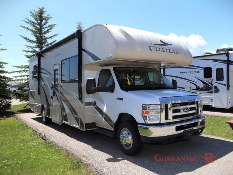 Used 2020 Thor Motor Coach Chateau 28Z display photo