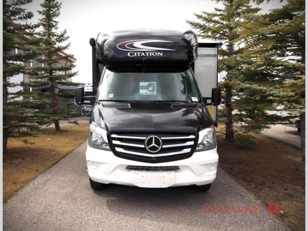 Used 2017 Thor Motor Coach Citation 24SV image 2