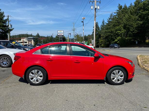2014 Chevrolet  Cruze 1LT image 4