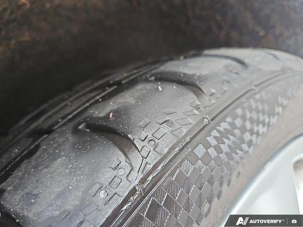 2008 MINI Cooper Hardtop 2dr Cpe S | No Reported Accidents! image 7