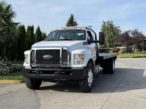 2018 Ford F-750 22-Foot Roll-Off Flat Deck Diesel Tow Truck with Wheel Lift image 4