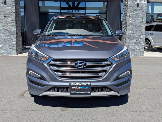 2018 Hyundai Tucson SE - Sunroof, Heated Seats, SAT Radio image 3