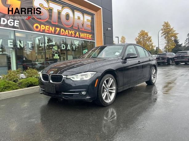 2018 BMW 3 Series 330i xDrive Low KM Heated Front and Rear Seats image 1