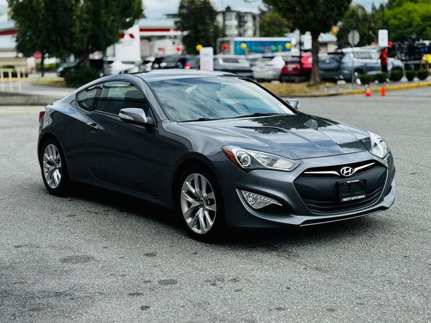2016 Hyundai Genesis Coupe Premium - No Accidents, Leather Heated Seats image 2