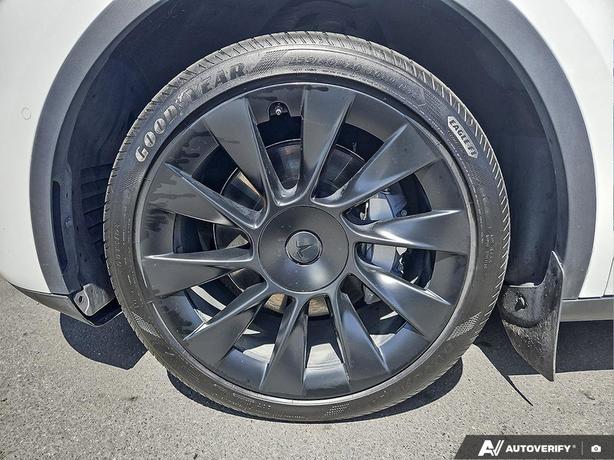 2022 Tesla Model Y Long Range AWD | Backup Camera | One Owner! image 6