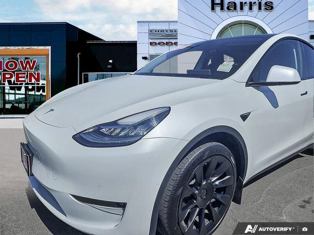 2022 Tesla Model Y Long Range AWD | Backup Camera | One Owner! image 8