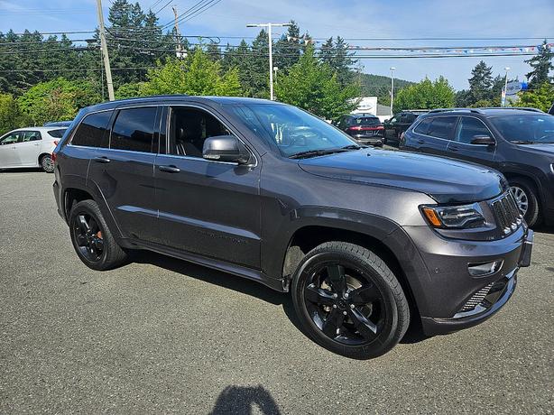 2015 Jeep  Grand Cherokee Overland image 1