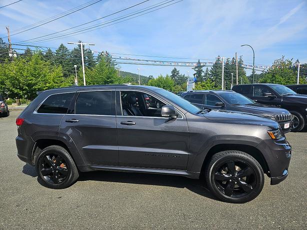 2015 Jeep  Grand Cherokee Overland image 2