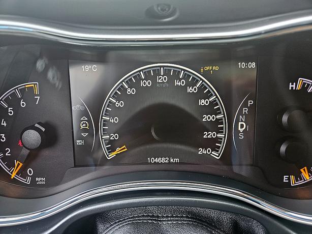 2015 Jeep  Grand Cherokee Overland image 8