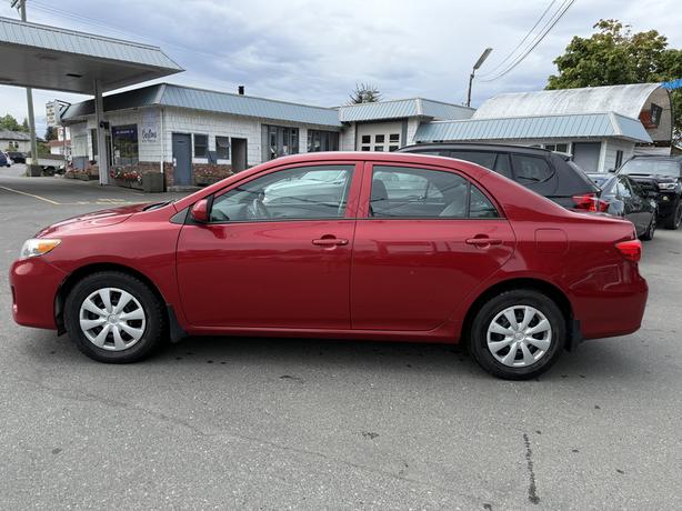 2013 Toyota Corolla image 4