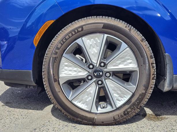 2020 Kia Soul EV EV Limited Auto image 5