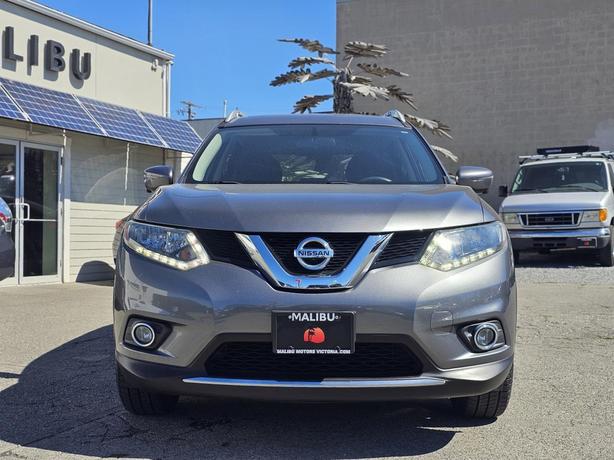 2016 Nissan Rogue AWD 4dr SV image 2