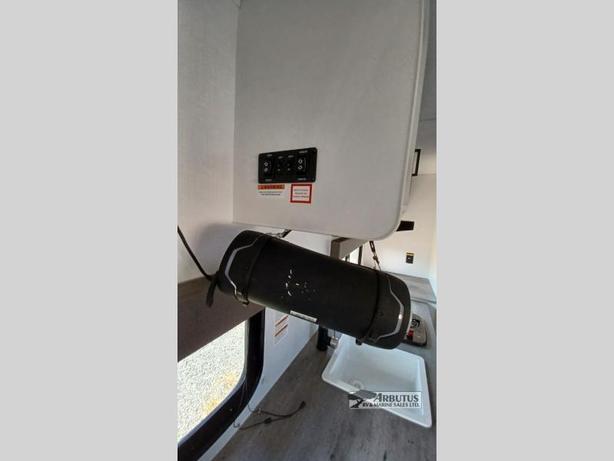 Used 2022 Keystone RV Hideout Single Axle 174RK image 8