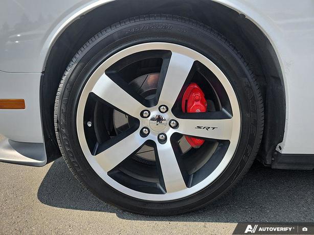 2012 Dodge Challenger 2dr Cpe SRT8 392 | Remote Start | Bluetooth Connectivity! image 6
