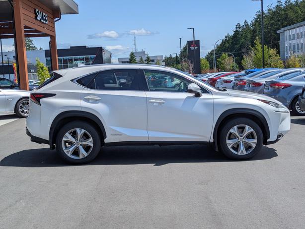 2017 Lexus NX 300h - No Accidents, Hybrid, Sunroof, Navigation image 5