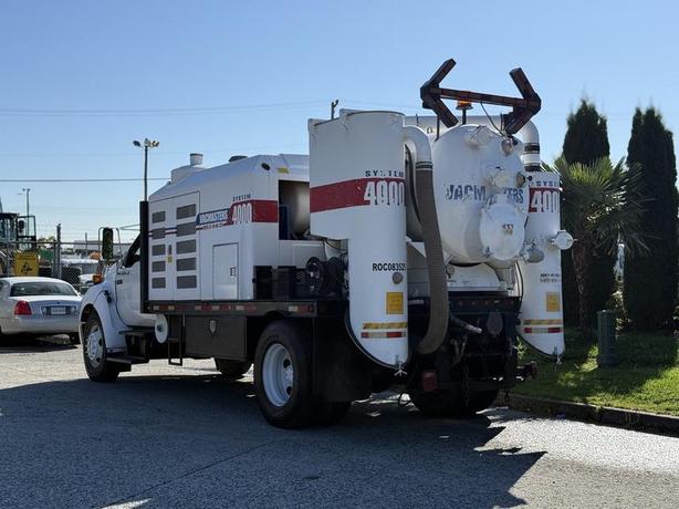 2006 Ford F-650 Vacuum Truck  2WD Diesel image 8