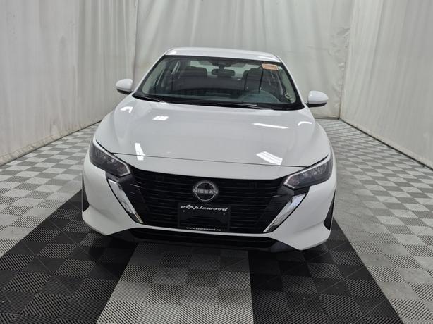 2024 Nissan Sentra S  Manual | One Owner | Heated Seats! image 2