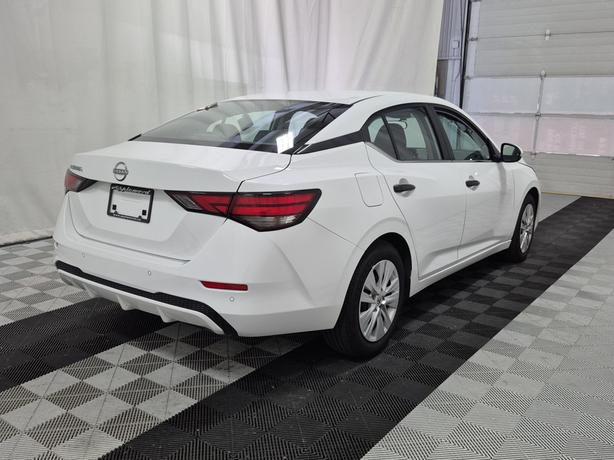 2024 Nissan Sentra S  Manual | One Owner | Heated Seats! image 4