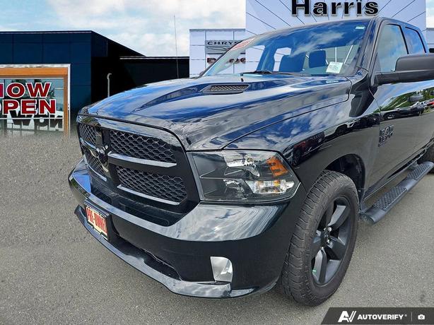 2020 RAM 1500 Classic Express 4x4 Quad Cab 6'4 Box | Cruise Control! image 8