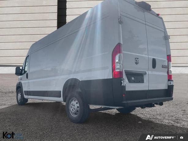 2021 RAM PROMASTER CARGO VAN image 4