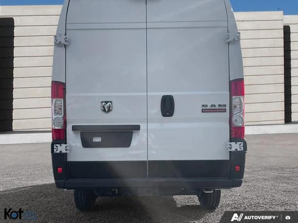 2021 RAM PROMASTER CARGO VAN image 5