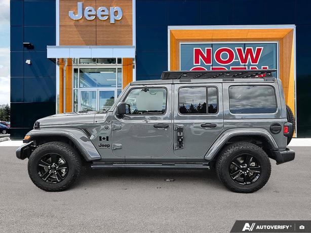 2023 Jeep Wrangler Sahara Altitude 4Dr 4x4 | One Owner | No Reported Accidents! image 3