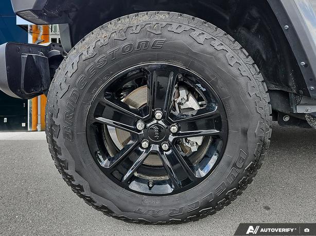 2023 Jeep Wrangler Sahara Altitude 4Dr 4x4 | One Owner | No Reported Accidents! image 6